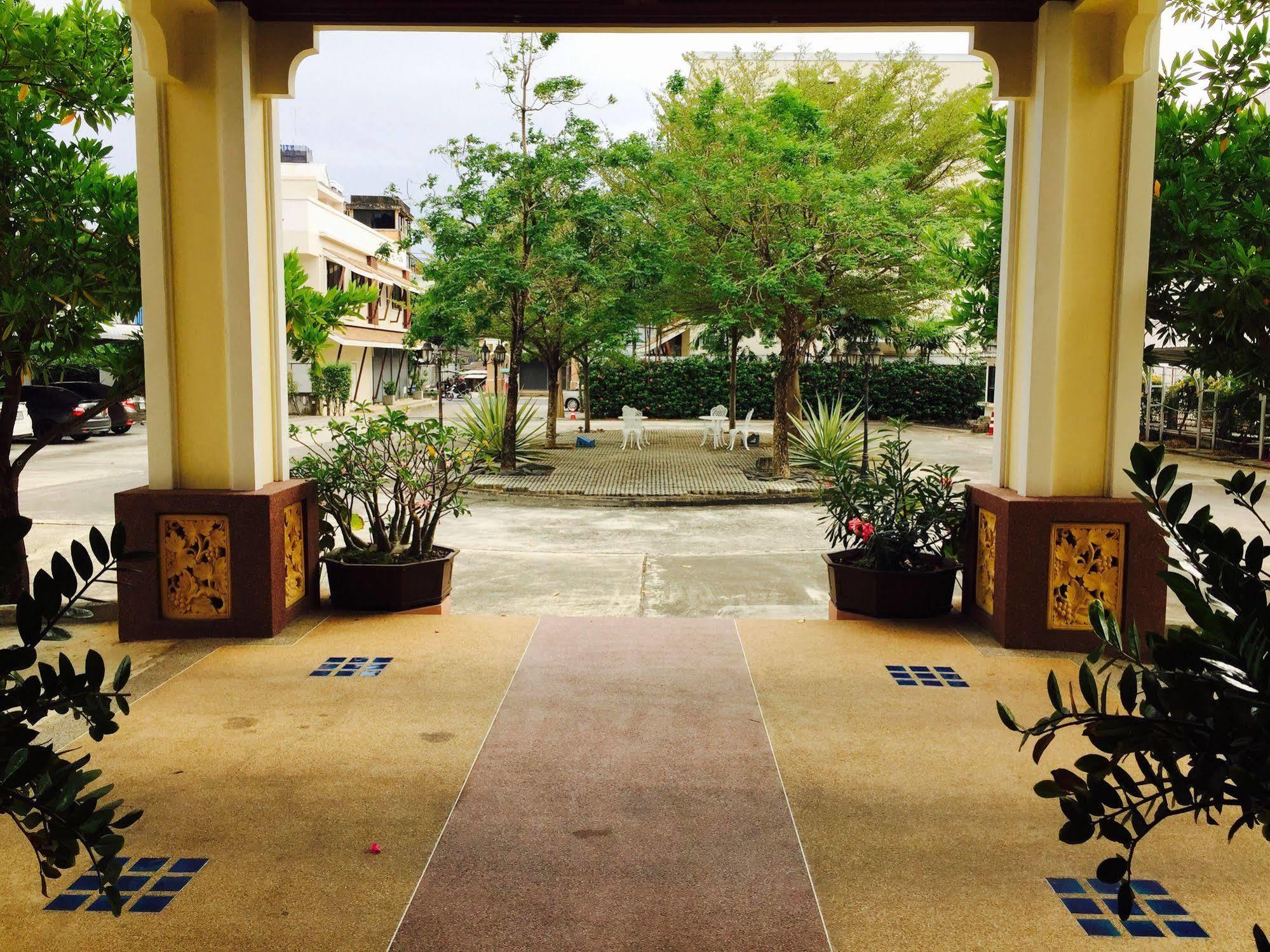 Mei Zhou Phuket Hotel - Sha Plus Exterior photo